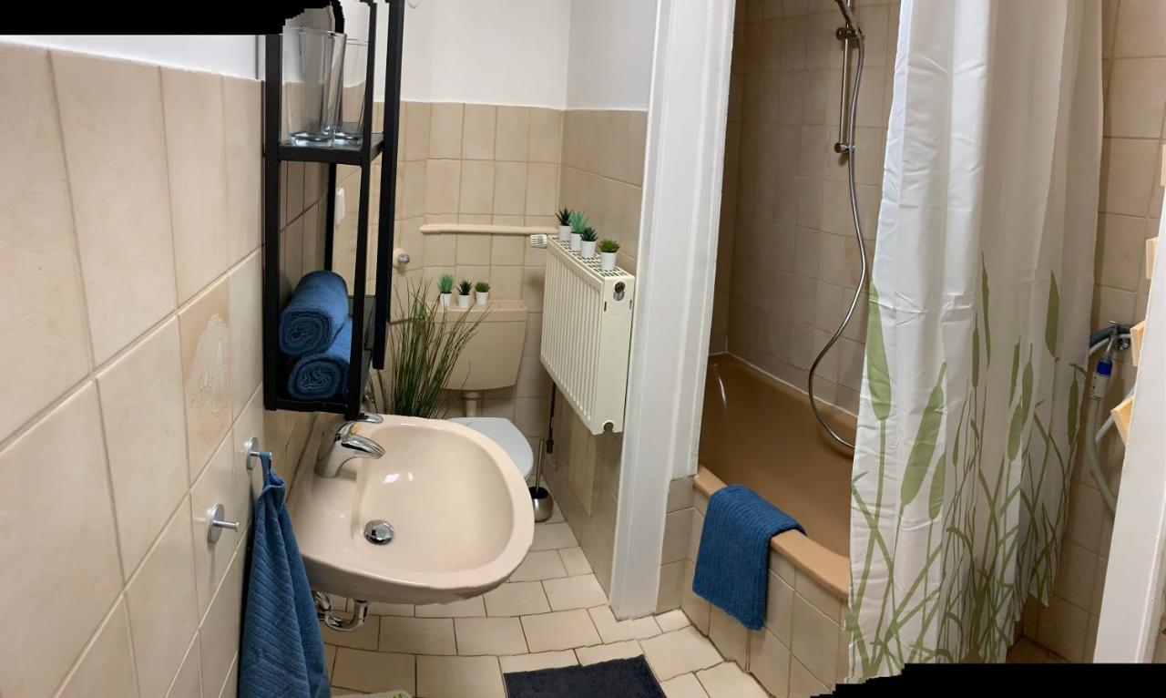 Haus Am Stadtrand Mit Super Verbindung In Die City Kassel Buitenkant foto