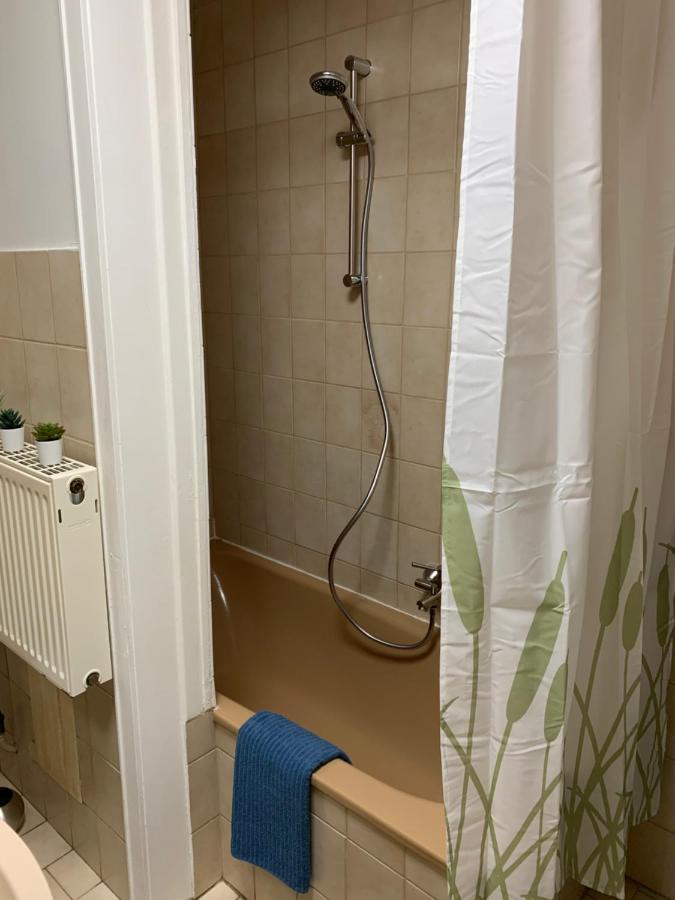 Haus Am Stadtrand Mit Super Verbindung In Die City Kassel Buitenkant foto